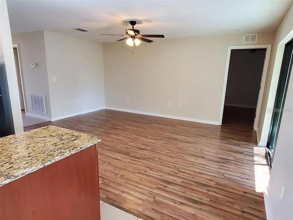 TAVARES GROVES AT BAYTREE PH 05 - Residential Lease