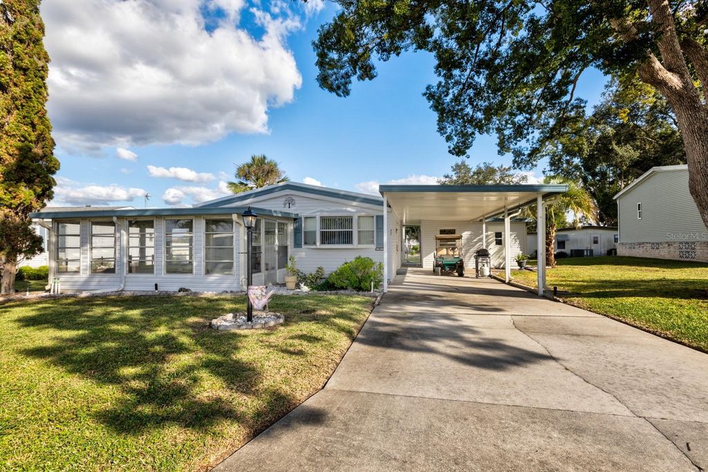 Photo of 1050 Geneva Way, Grand Island, FL 32735 (MLS # G5103080)