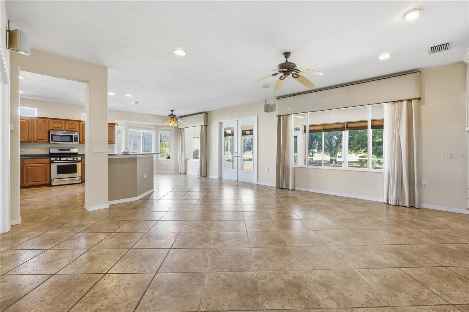 SPRUCE CREEK GC - Residential