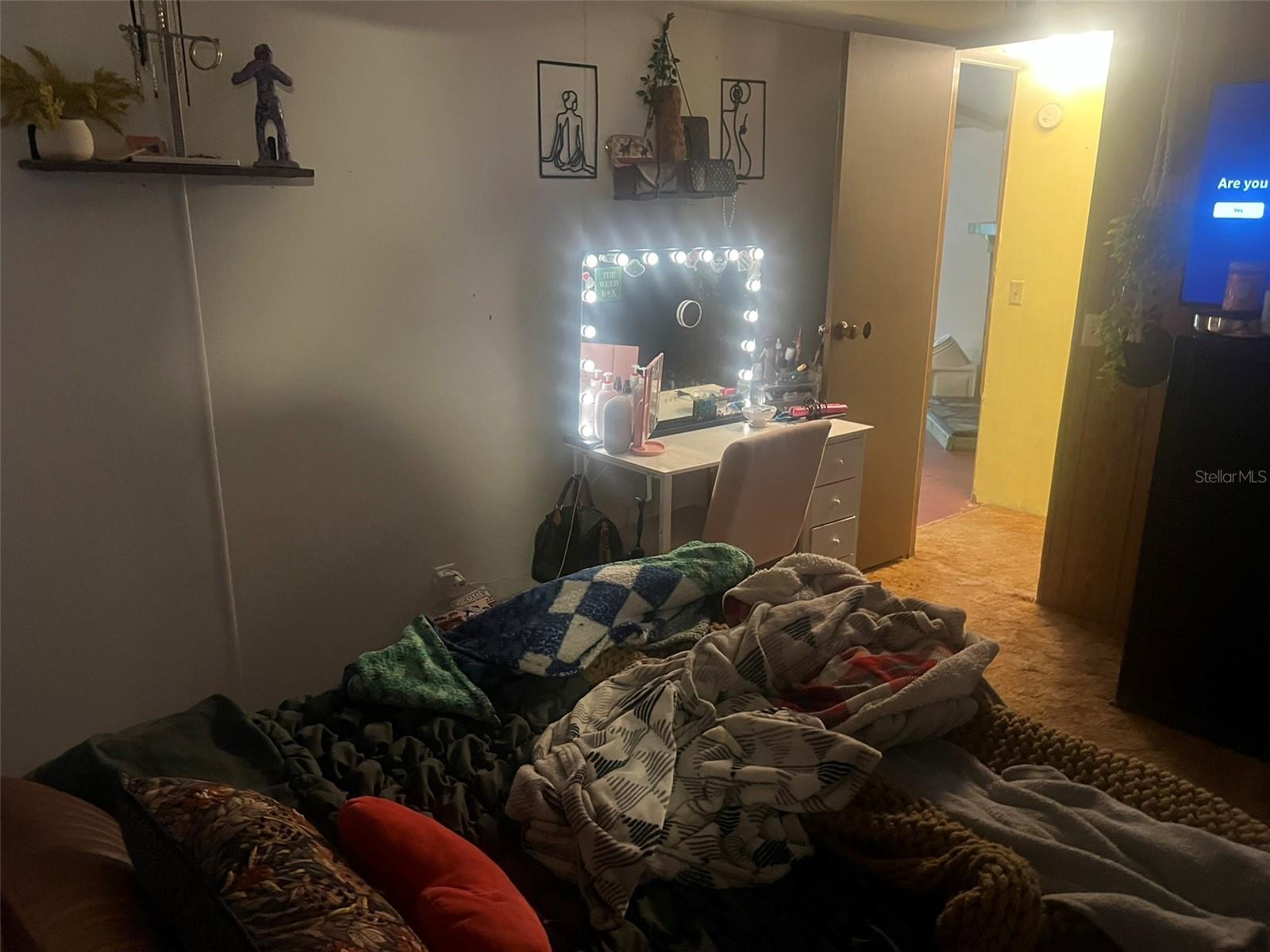 LAKE BRYANT SHORES - Residential