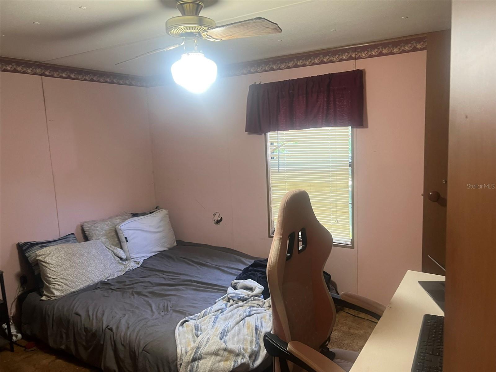 LAKE BRYANT SHORES - Residential