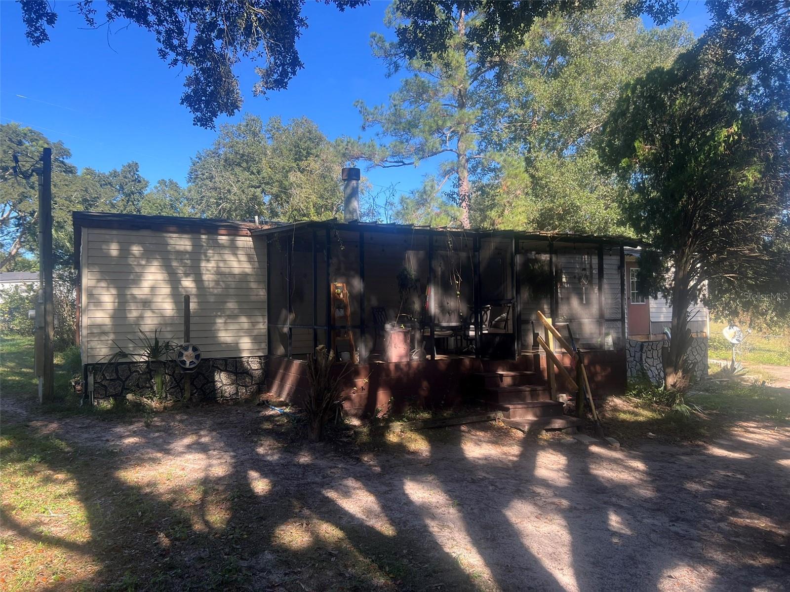 LAKE BRYANT SHORES - Residential