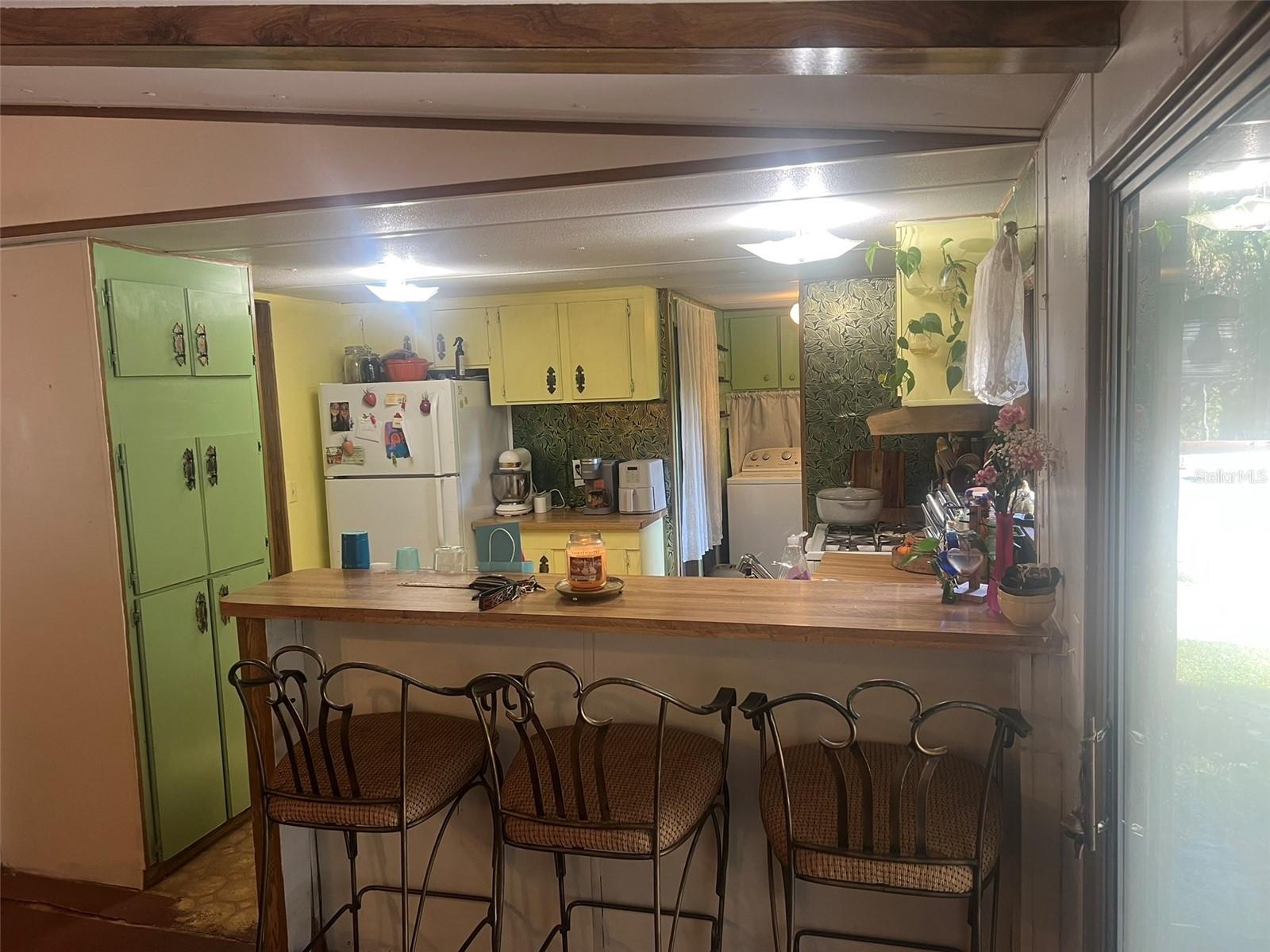 LAKE BRYANT SHORES - Residential