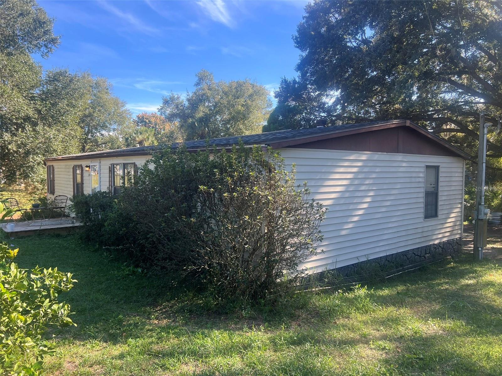 LAKE BRYANT SHORES - Residential