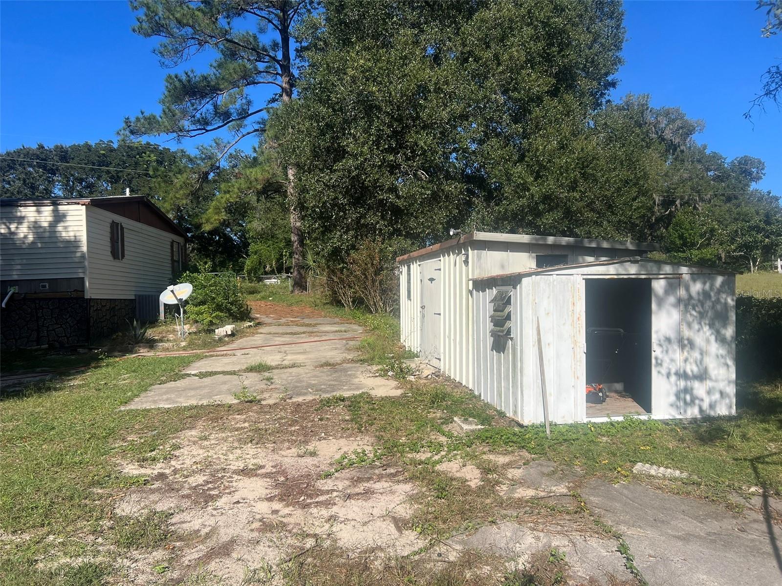 LAKE BRYANT SHORES - Residential