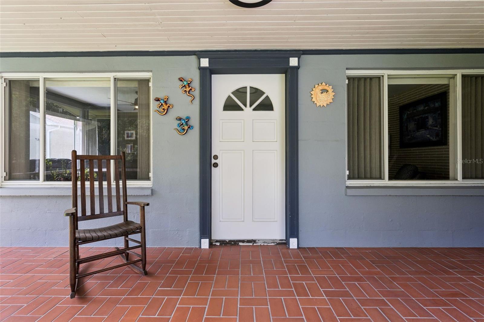 907 SONJA PL