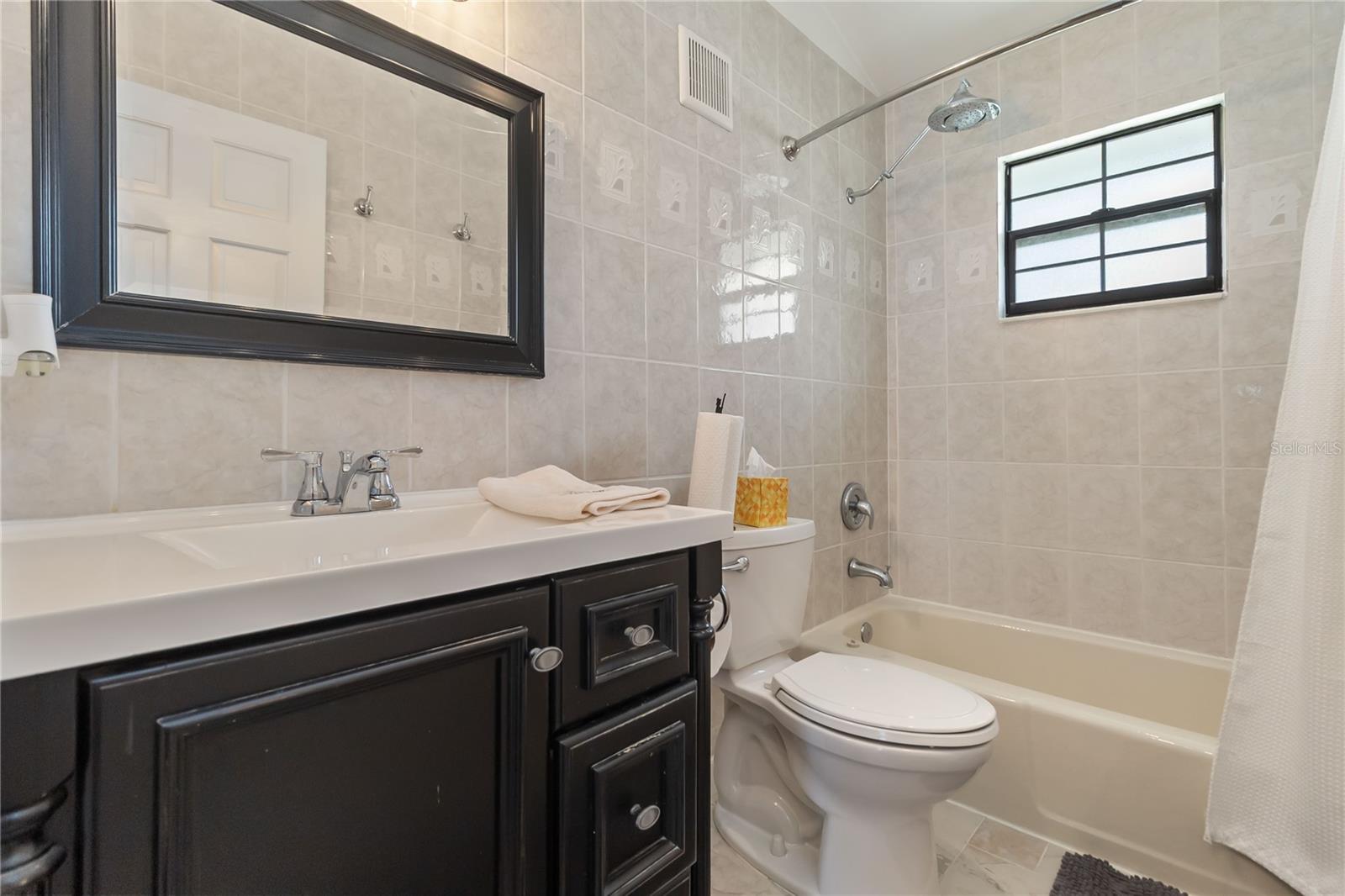 MOUNT DORA GARDNERS - Residential