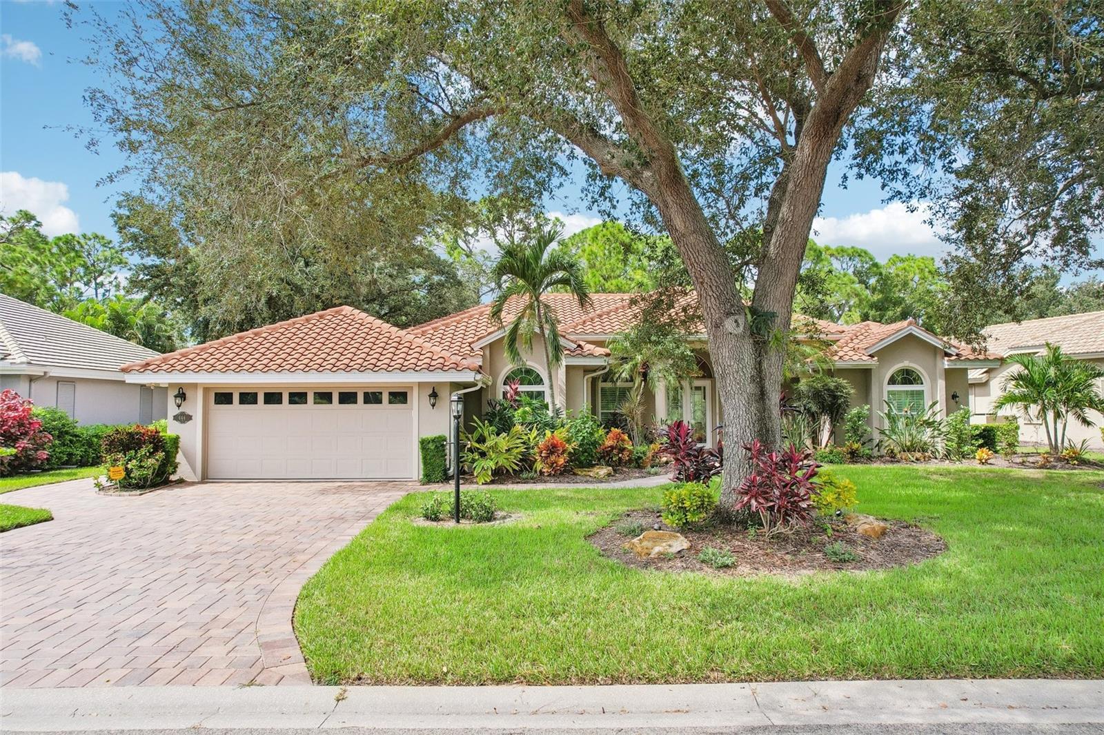 444 FIELDSTONE DRIVE