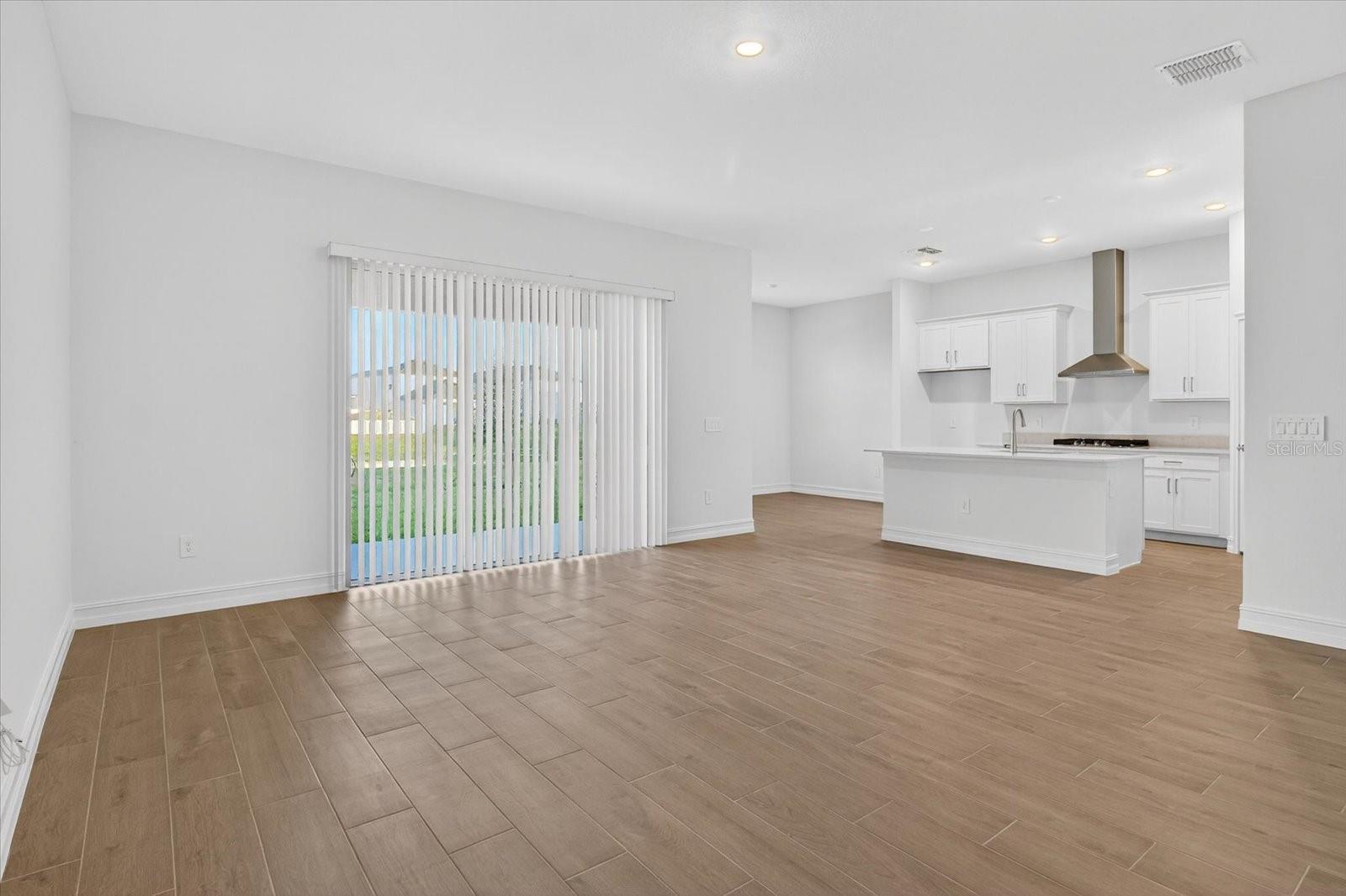 STONEGATE PRESERVE - Residential Lease