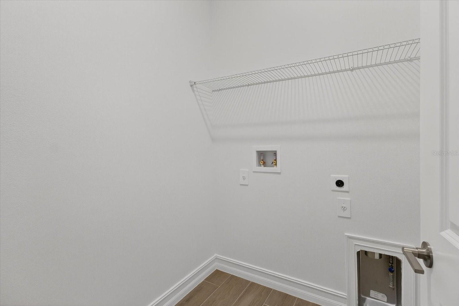 STONEGATE PRESERVE - Residential Lease