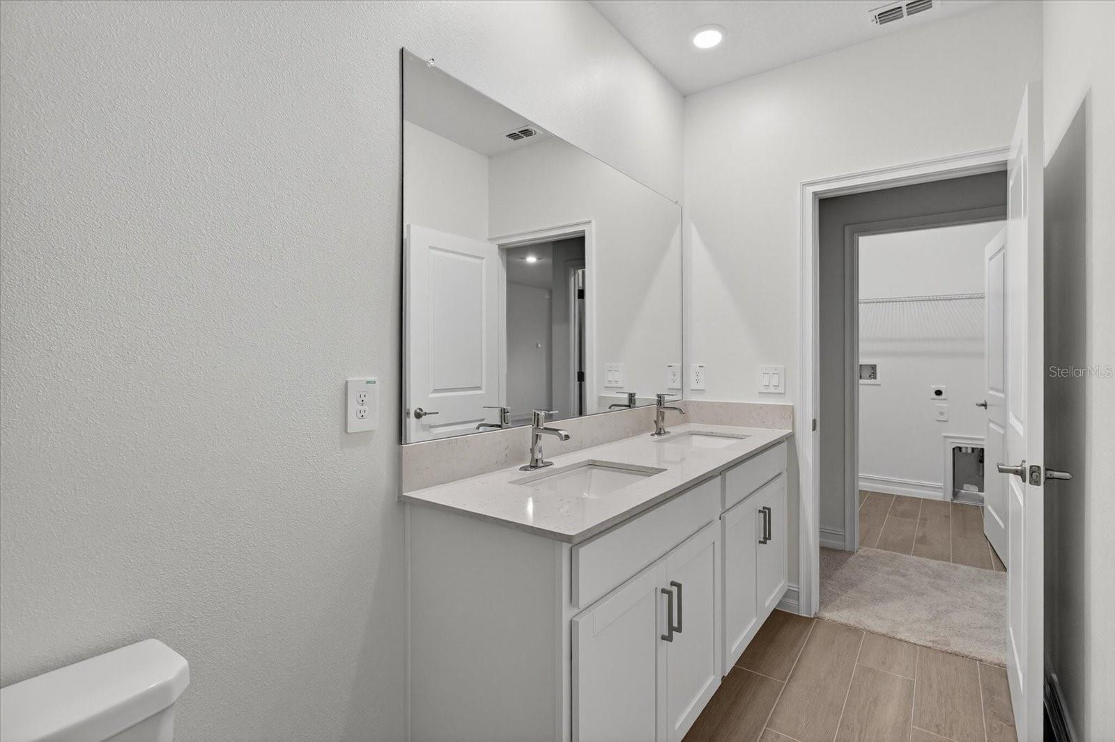 STONEGATE PRESERVE - Residential Lease