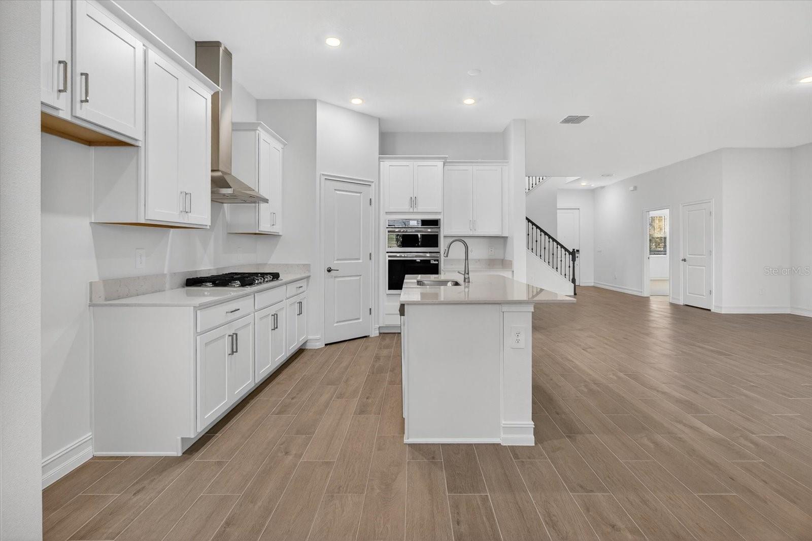 STONEGATE PRESERVE - Residential Lease