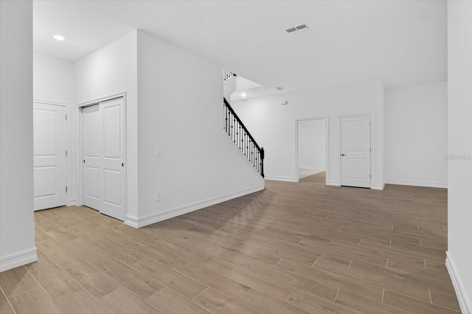 STONEGATE PRESERVE - Residential Lease