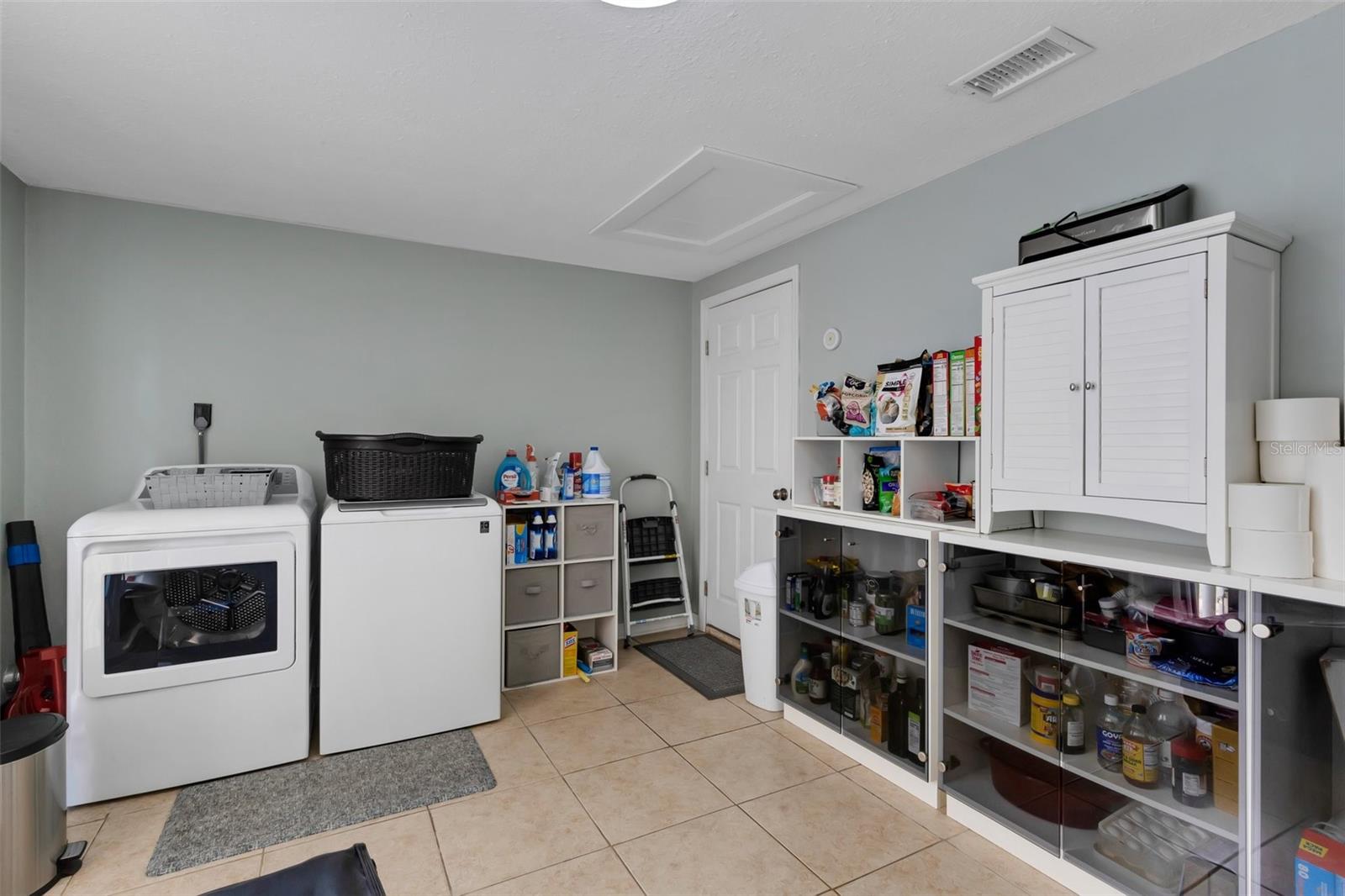 RIVERDALE RESUB - Residential