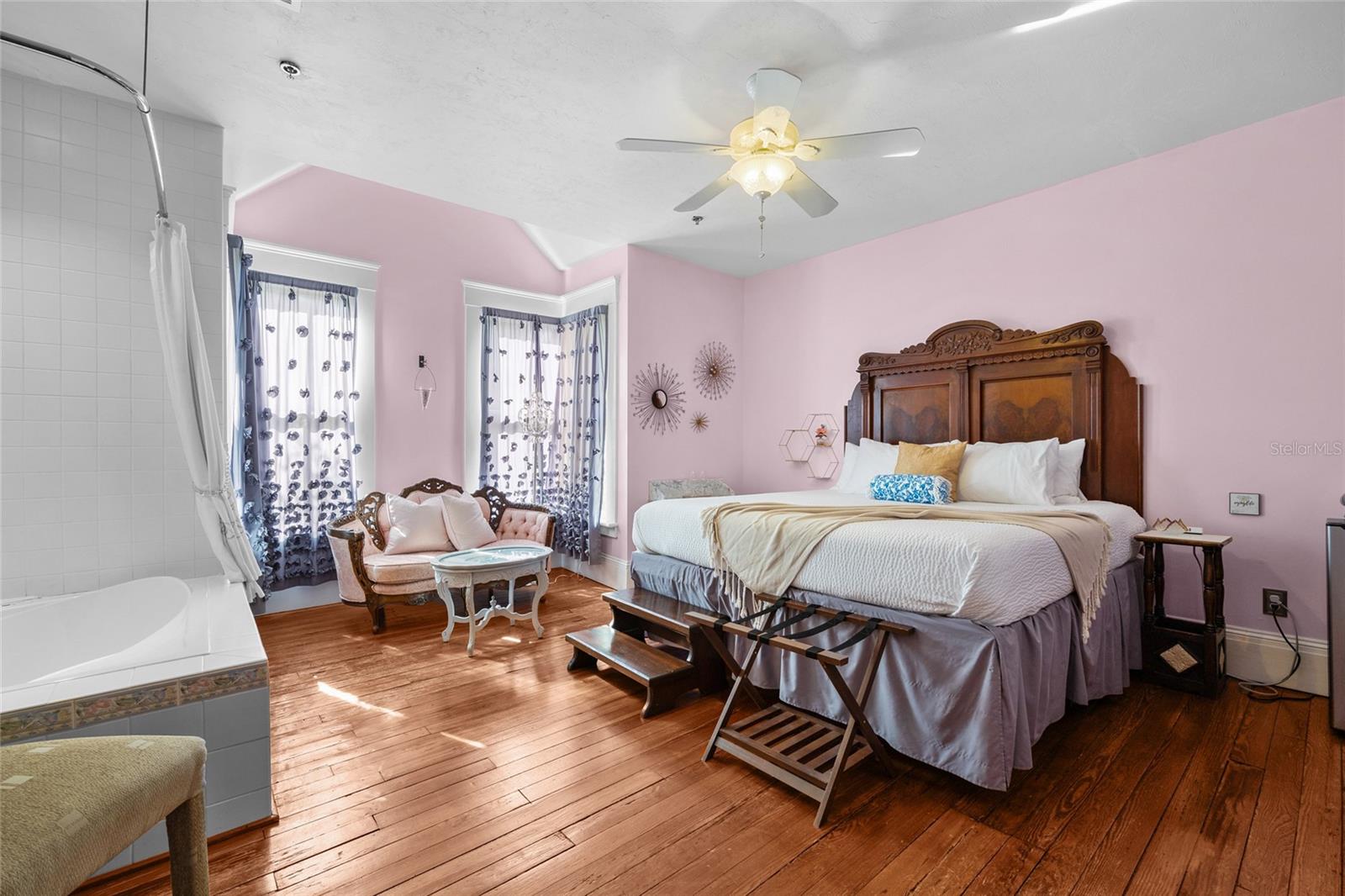 GAINESVILLE ROPERS ADD - Residential