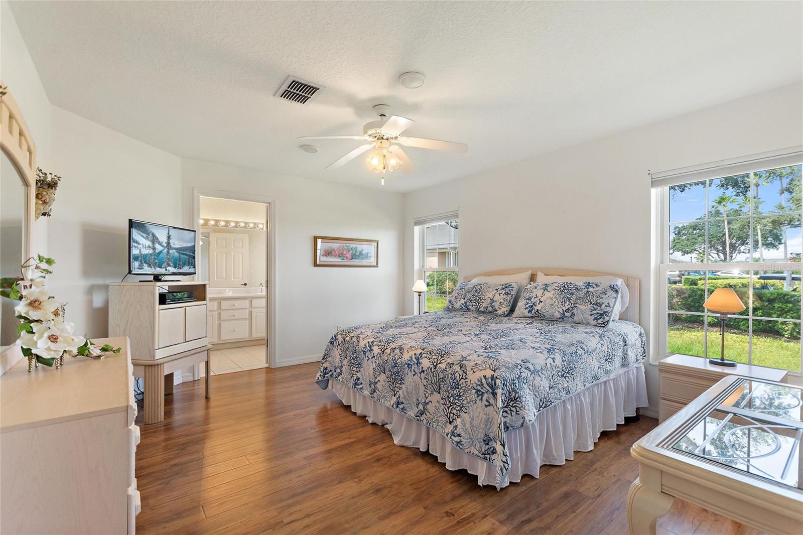 105 RIDGE VIEW DR