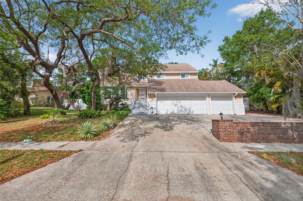 Photo of 1330 Belcher Drive, Tarpon Springs, FL 34689 (MLS # TB8494580)