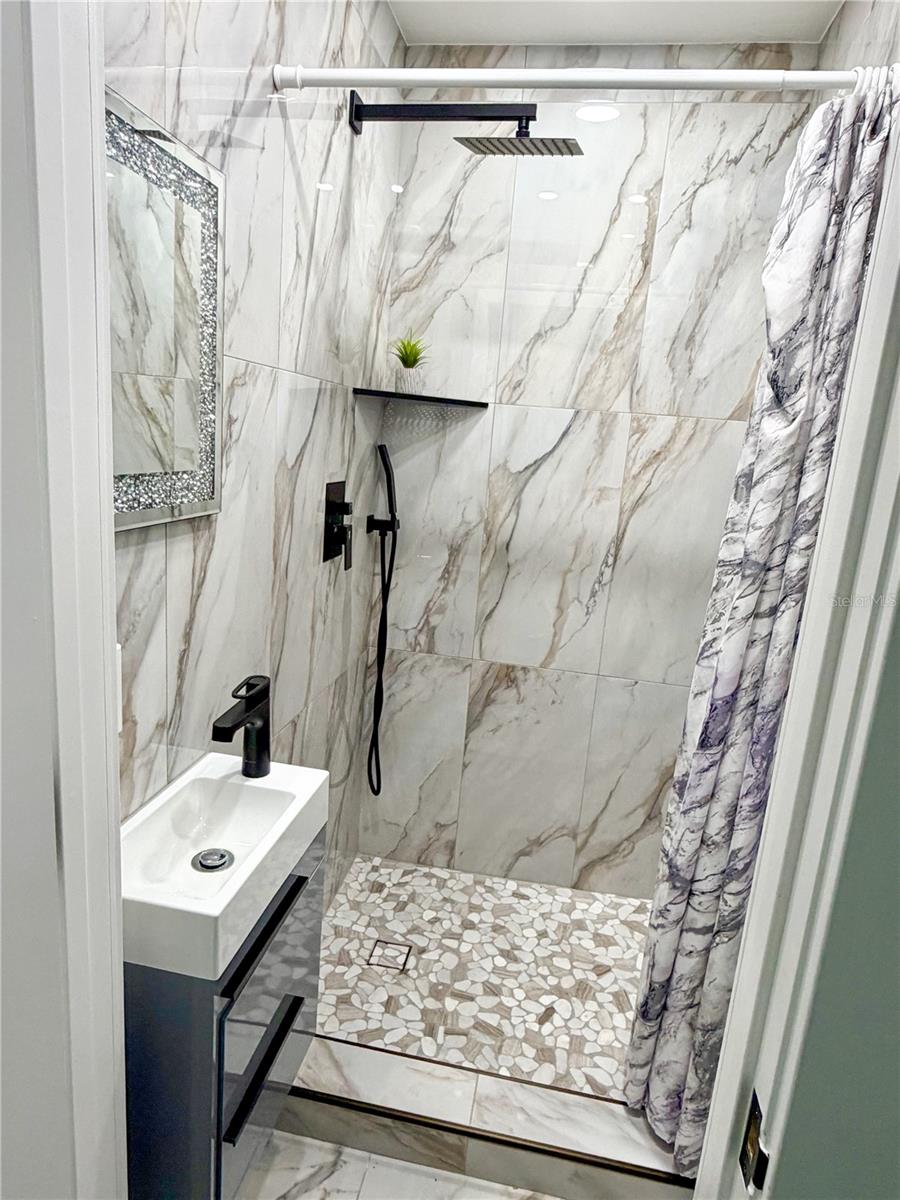 SERENE HILLS - Residential