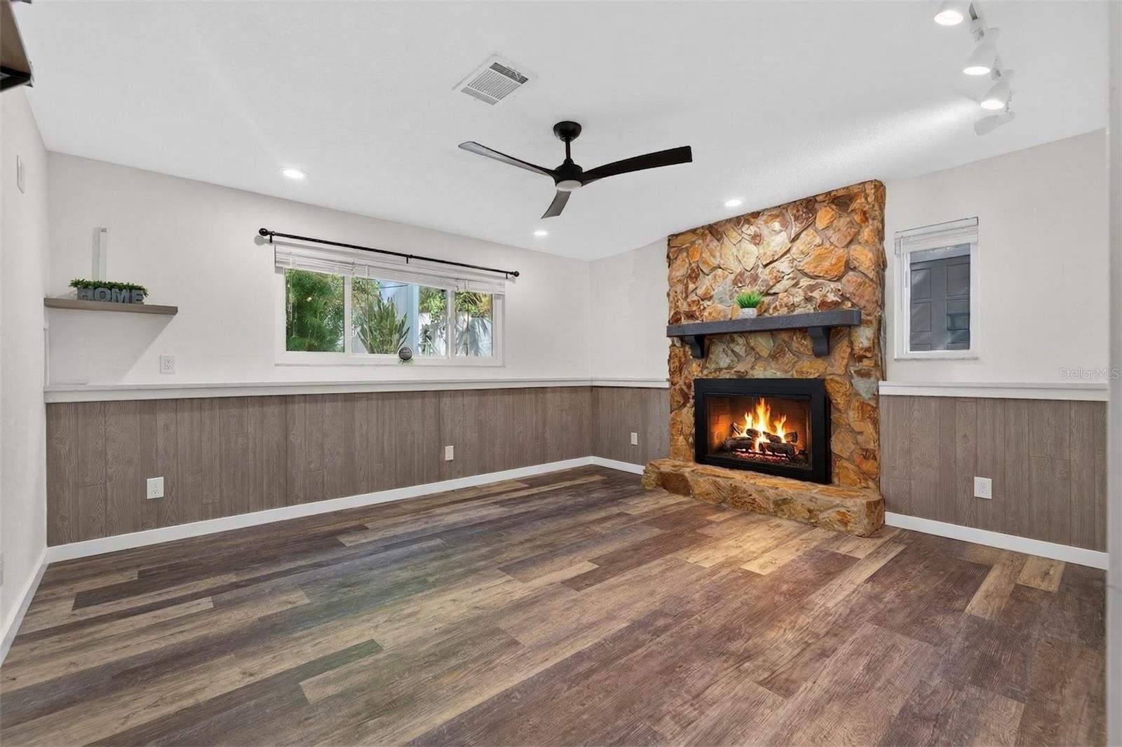 SERENE HILLS - Residential