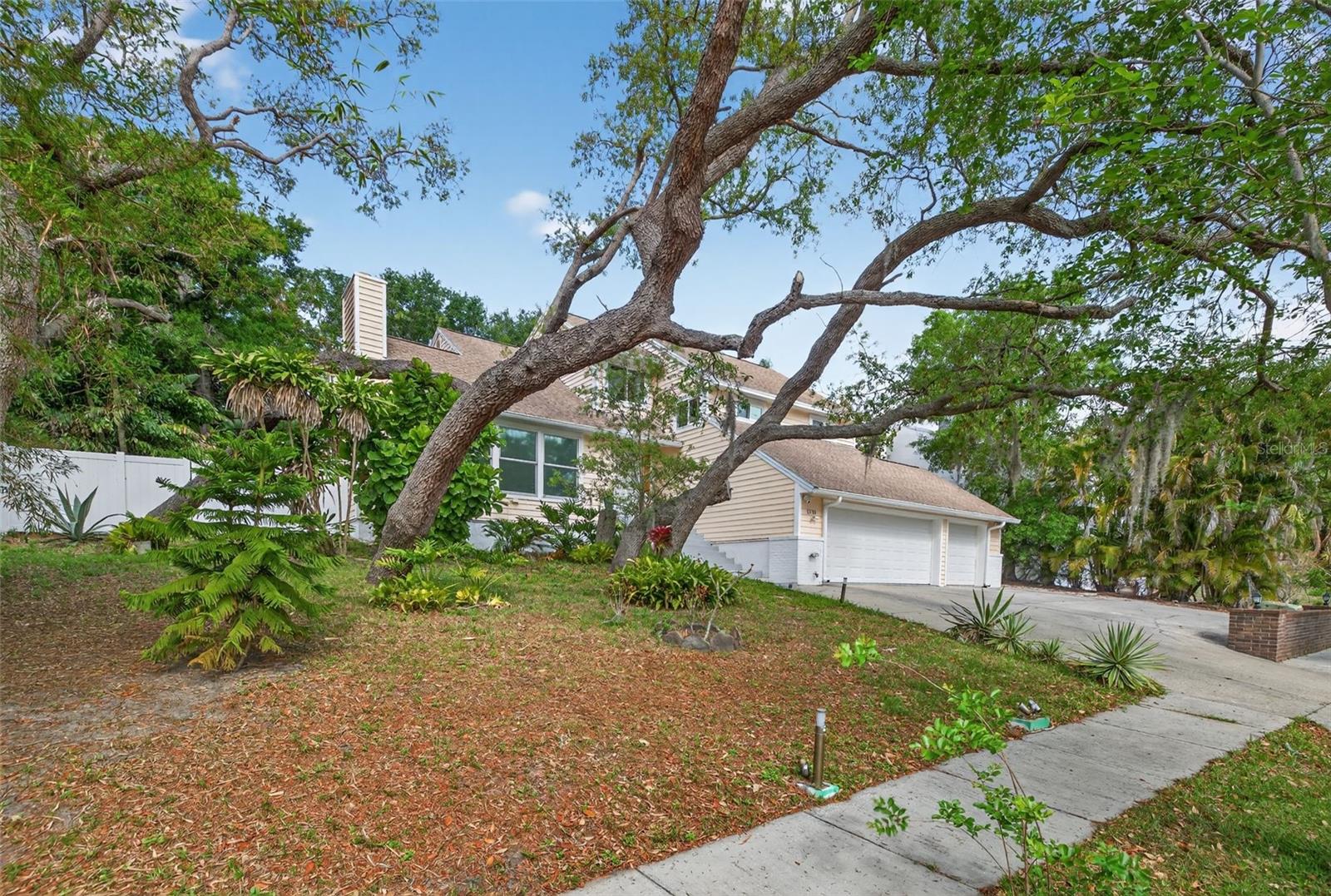 SERENE HILLS - Residential