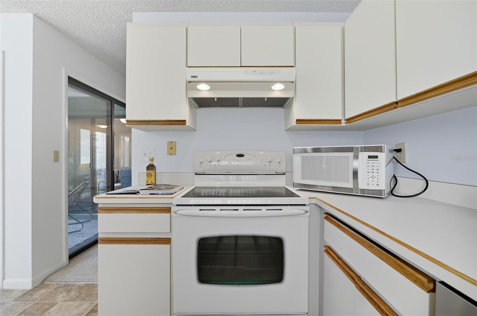 LAKE FOREST SUB - Residential