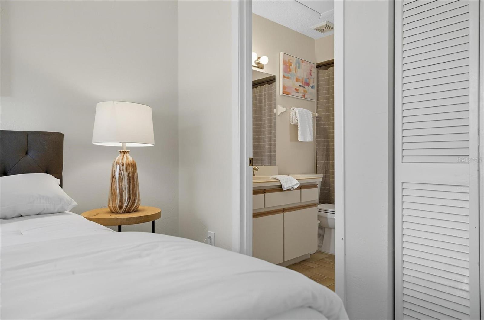 LAKE FOREST SUB - Residential