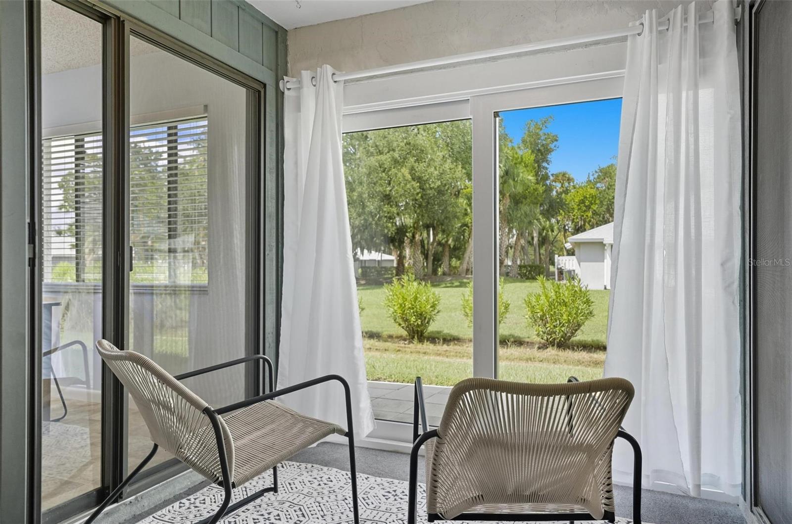 LAKE FOREST SUB - Residential
