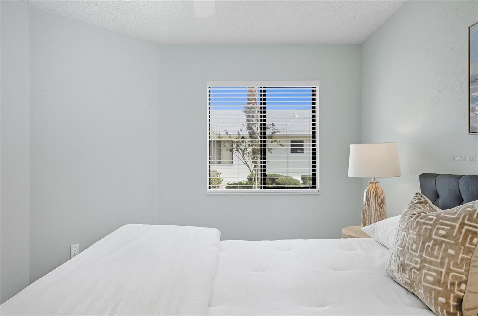 LAKE FOREST SUB - Residential