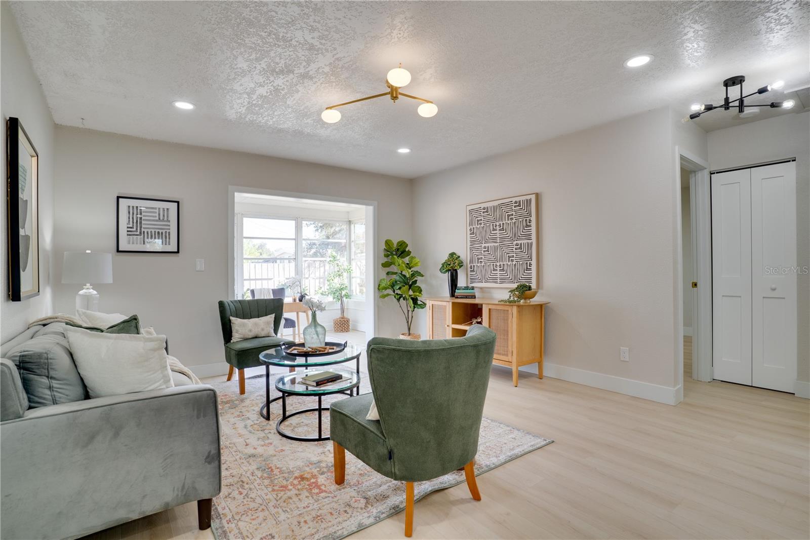 11249 LONGHILL DRIVE N