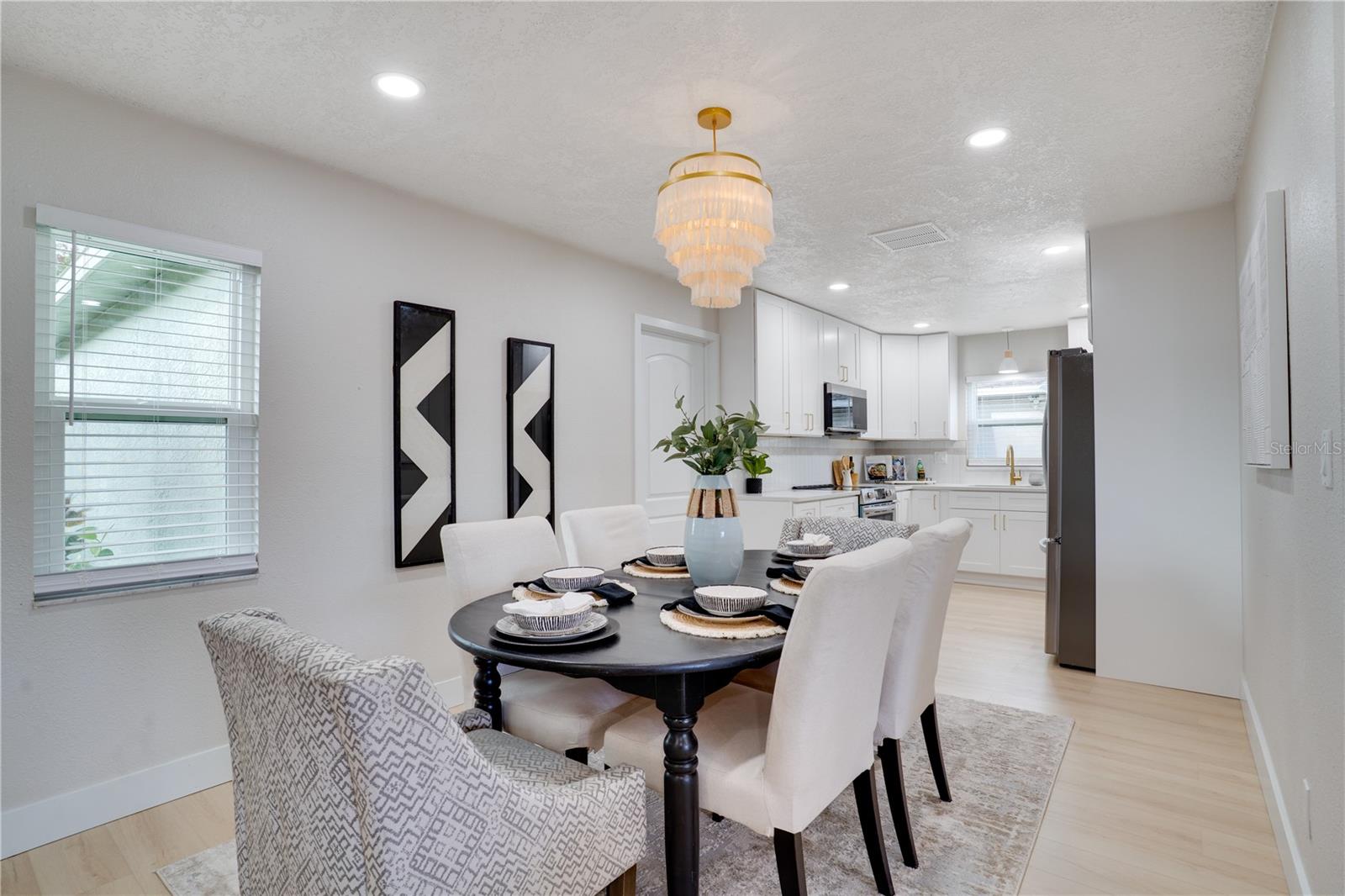 AUTUMN RUN - Residential