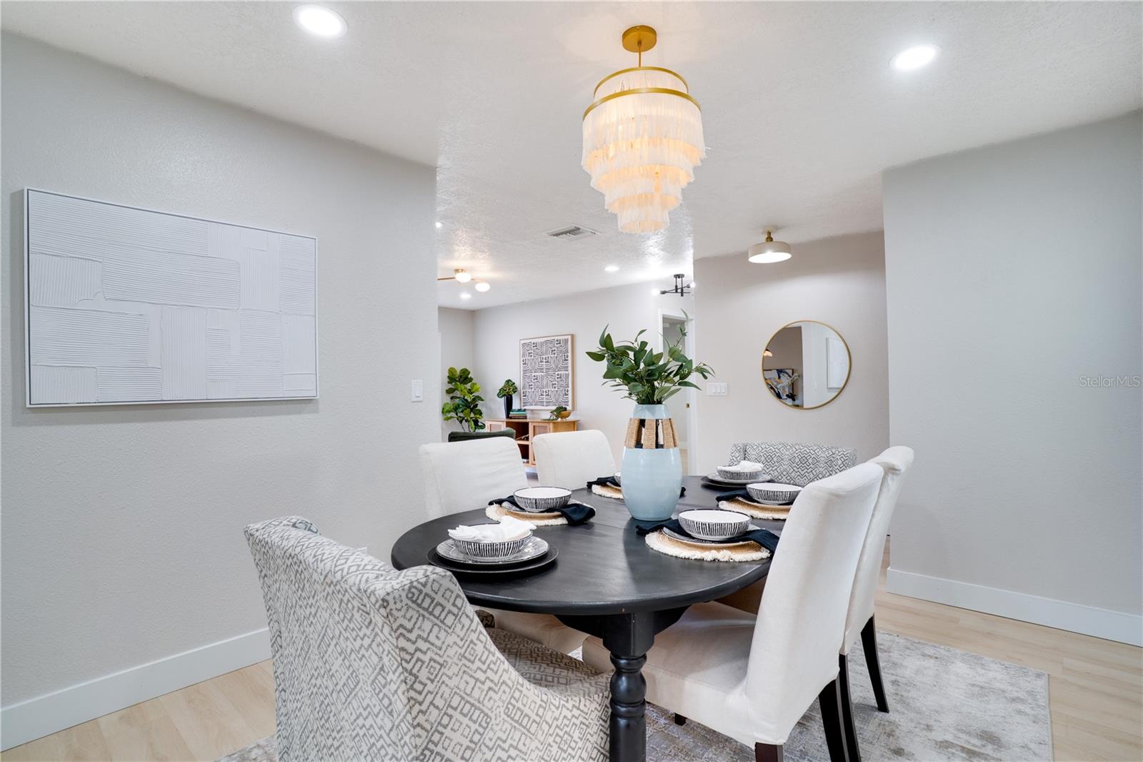 AUTUMN RUN - Residential