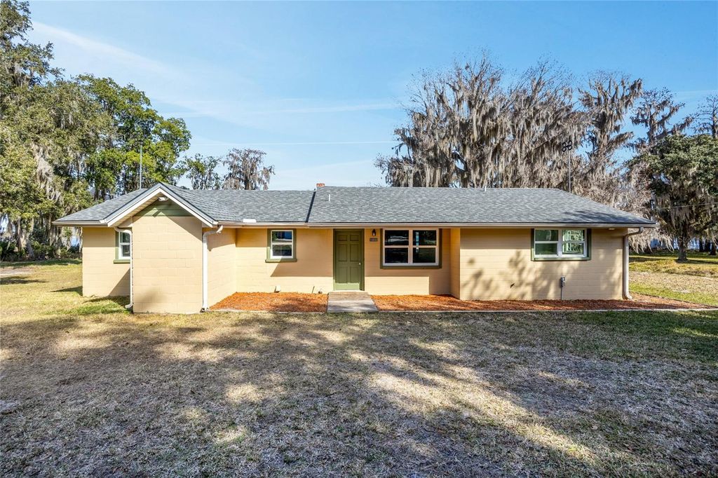 Photo of 16602 NE 124th Avenue, Waldo, FL 32694 (MLS # GC536859)