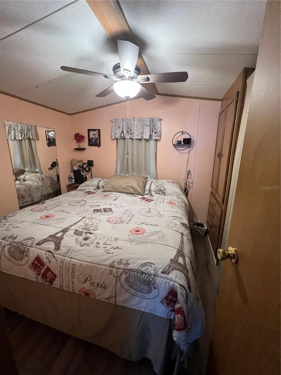 ANCIENT OAKS RV RESORT - Residential