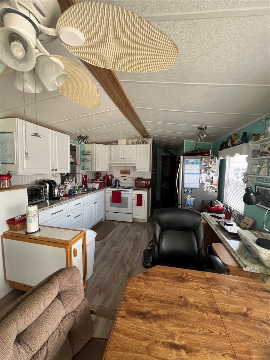 ANCIENT OAKS RV RESORT - Residential