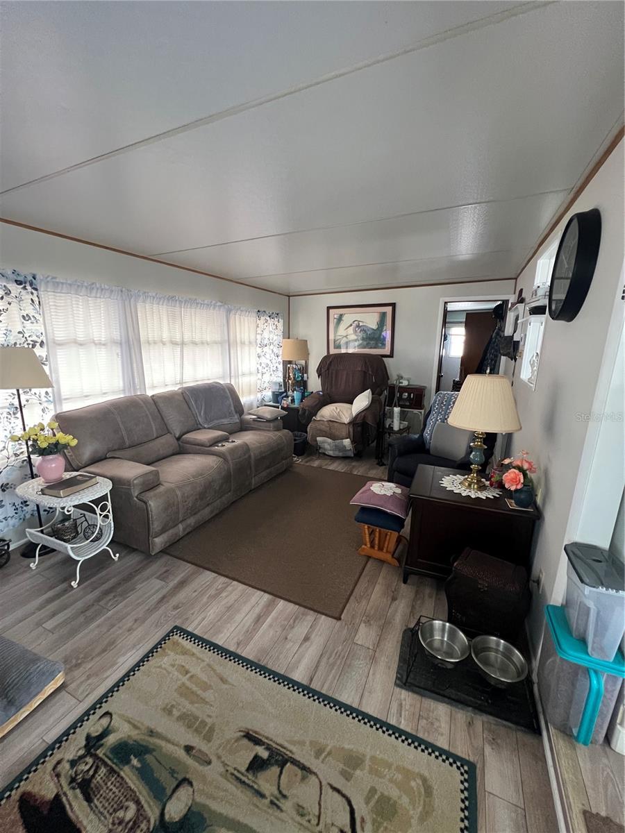 ANCIENT OAKS RV RESORT - Residential