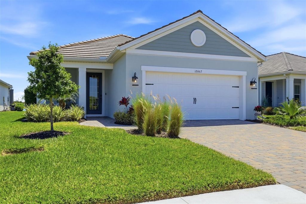 Photo of 12667 Brookgreen Street, Venice, FL 34293 (MLS # N6143990)