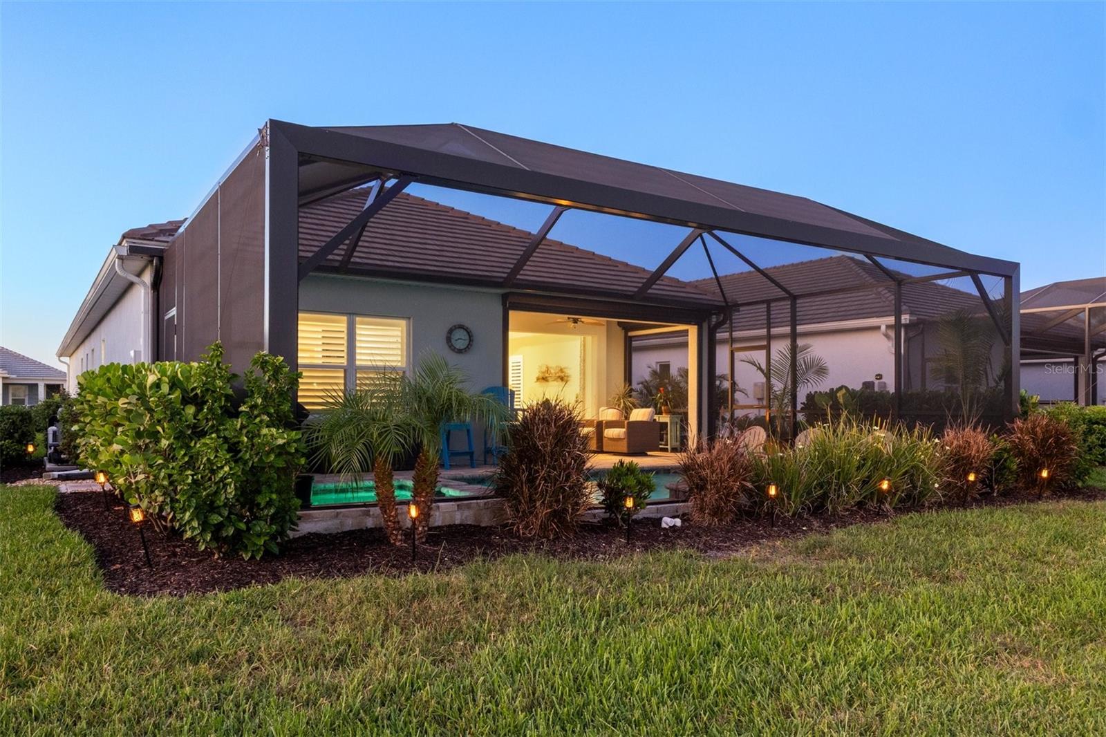 WYSTERIA-WELLEN PARK VILLAGE F-4 - Residential