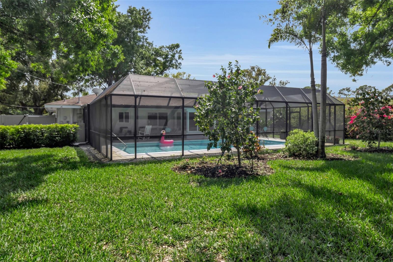 RINGLING BLVD SUB - Residential