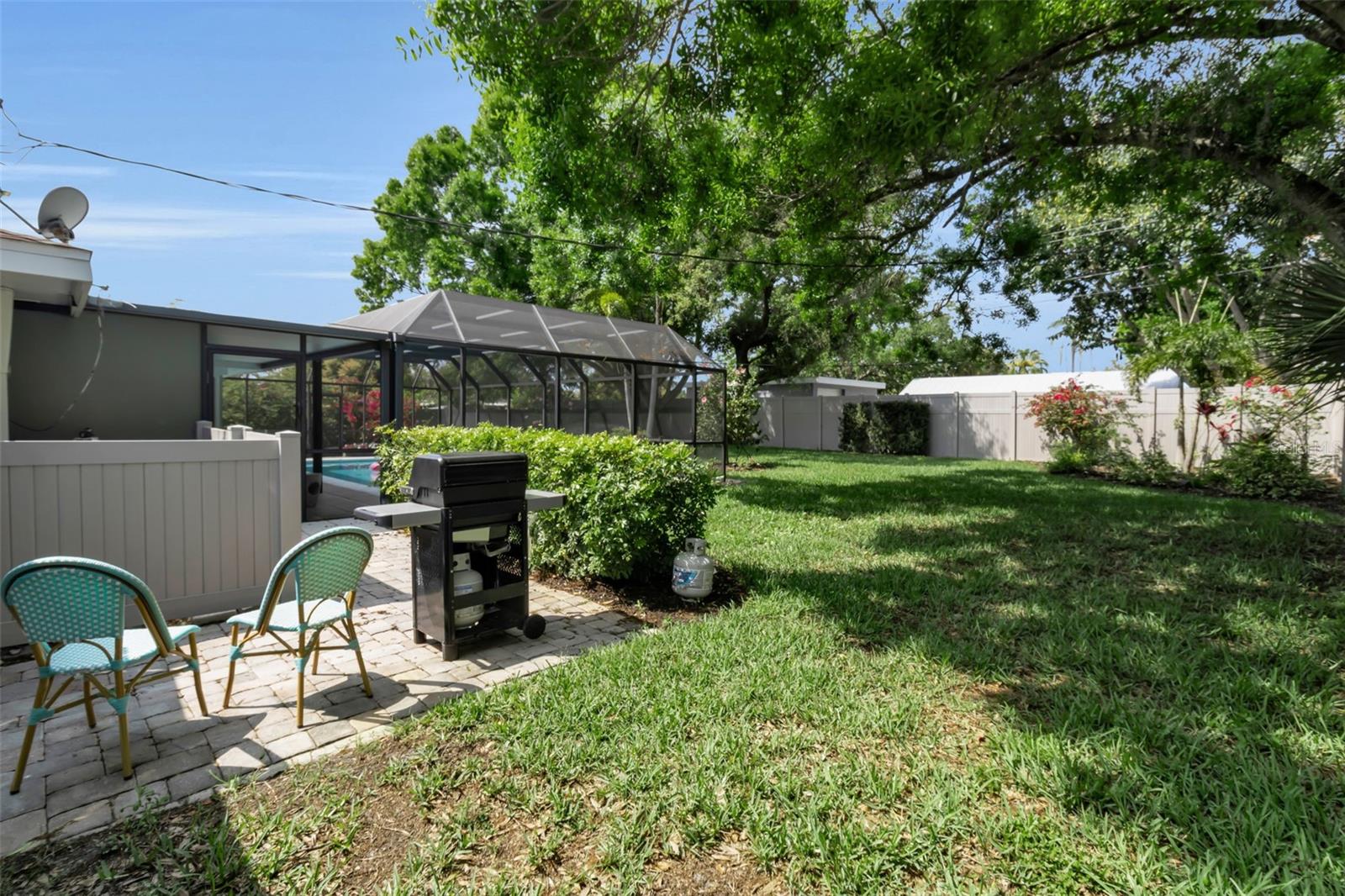 RINGLING BLVD SUB - Residential