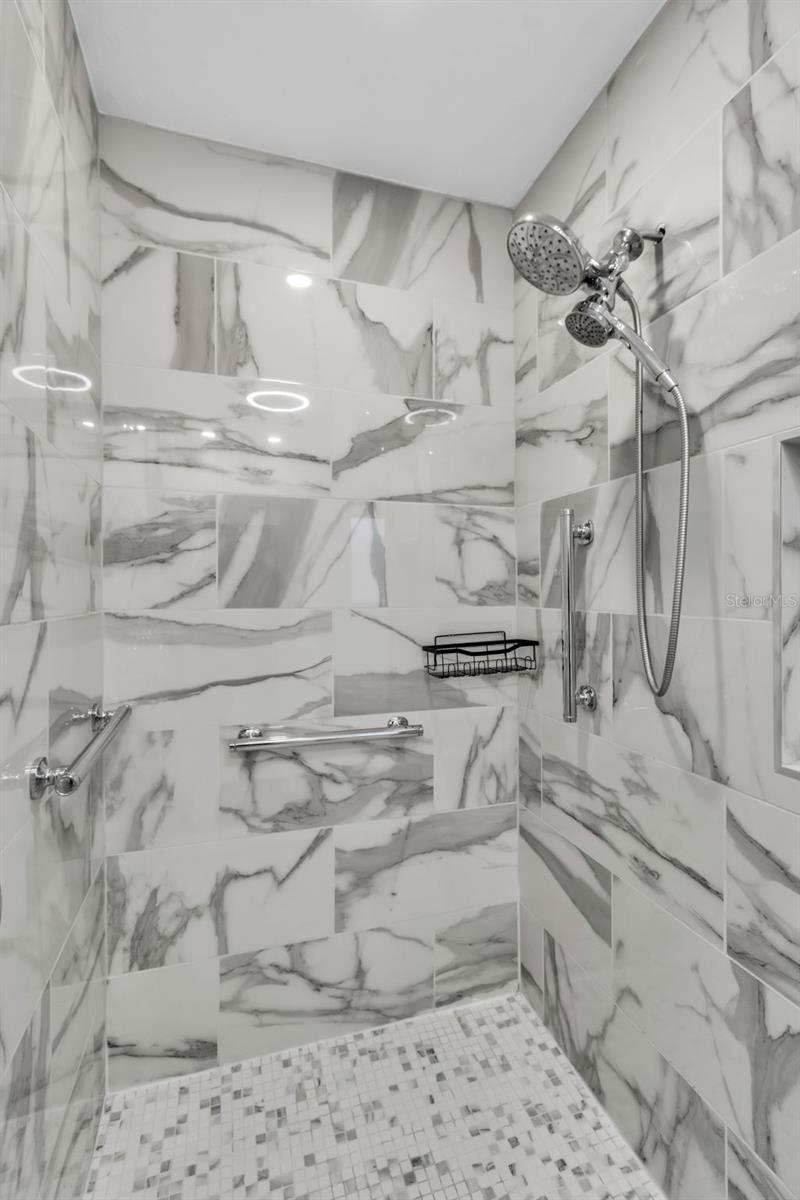 RINGLING BLVD SUB - Residential