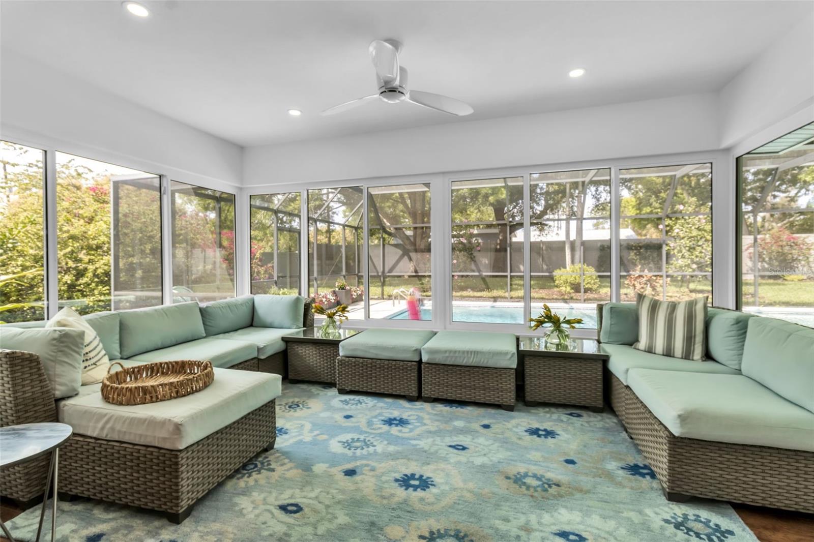 RINGLING BLVD SUB - Residential