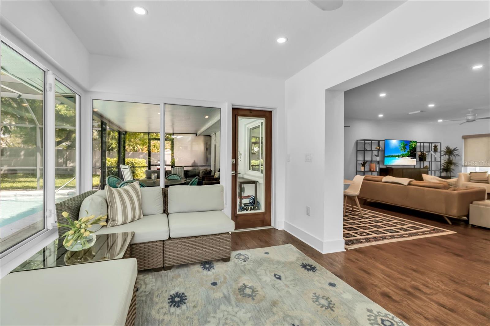 RINGLING BLVD SUB - Residential