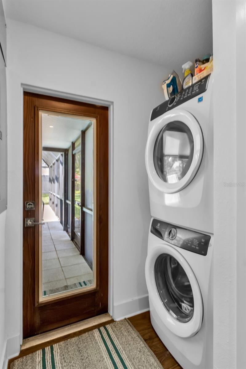 RINGLING BLVD SUB - Residential