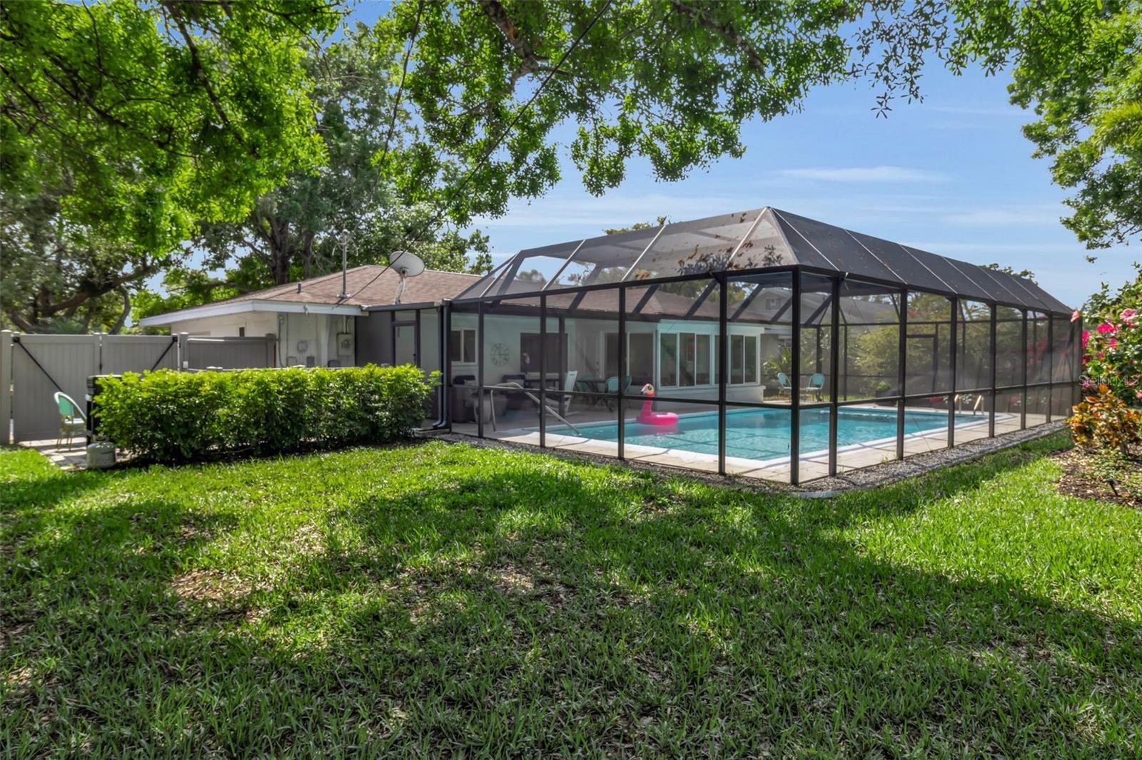 RINGLING BLVD SUB - Residential