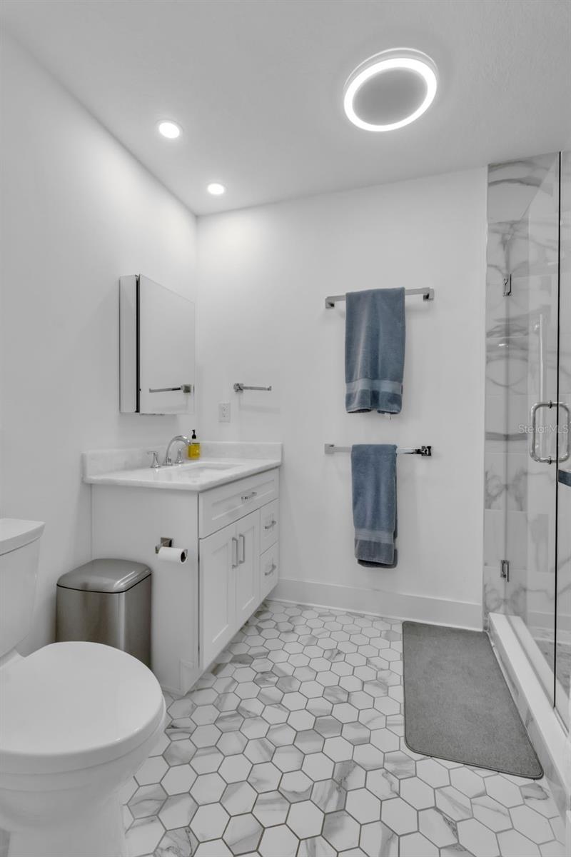 RINGLING BLVD SUB - Residential