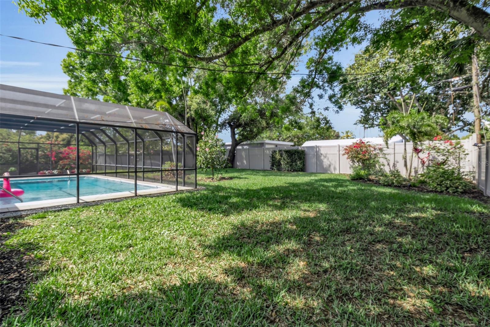 RINGLING BLVD SUB - Residential