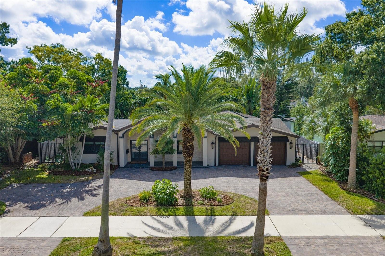1621 INDIAN ROCKS ROAD