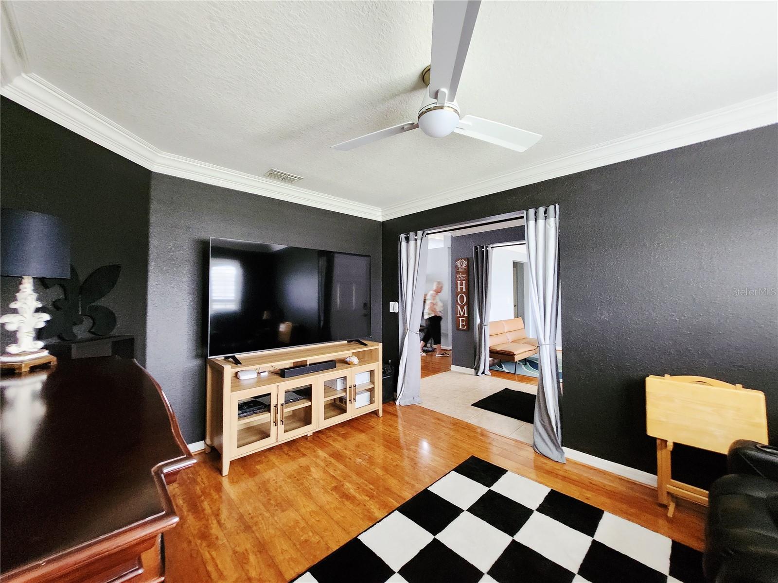 MANDOLIN - Residential