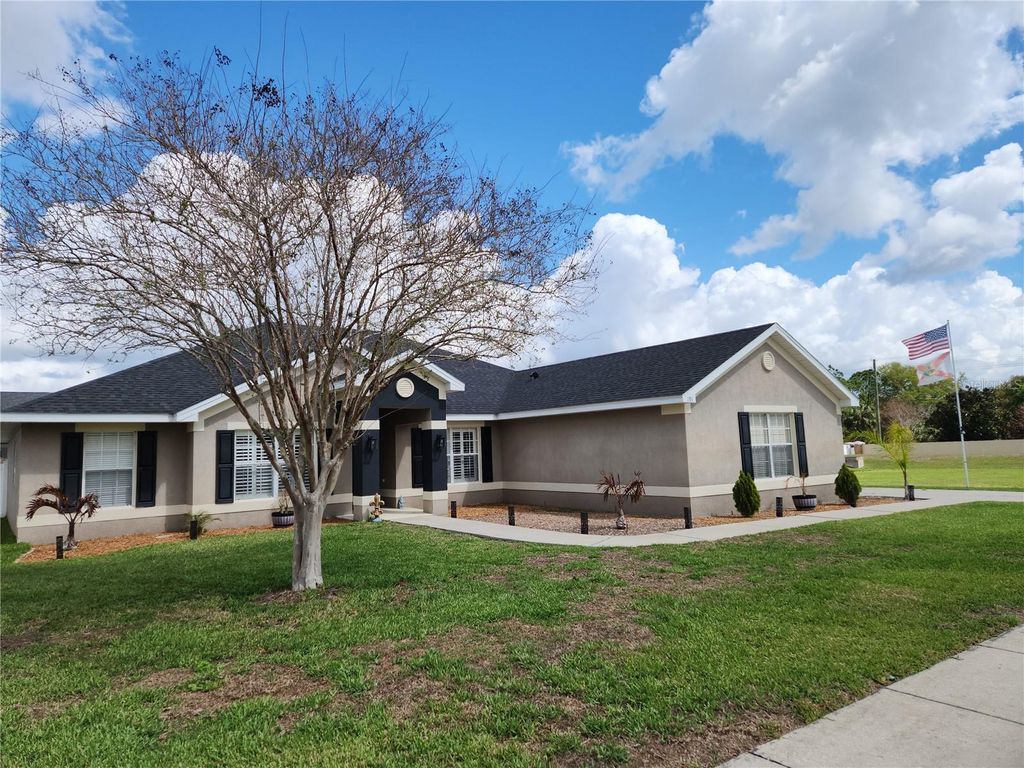 Photo of 191 Mandolin Drive, Winter Haven, FL 33884 (MLS # G5109690)