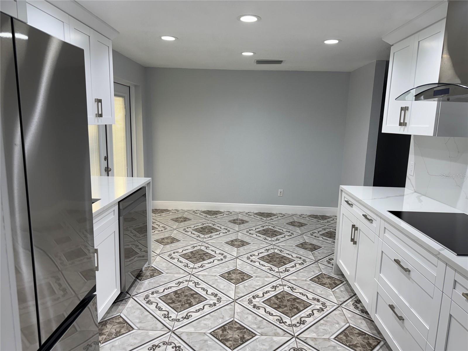 8236 DONALDSON DRIVE